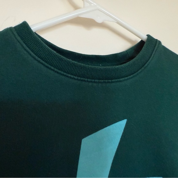 Primary Lightning Bolt Sweatshirt. In great condition. - Picture 3 of 4